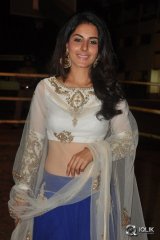 Isha Talwar at Raja Cheyyi Vesthe Movie Audio Launch